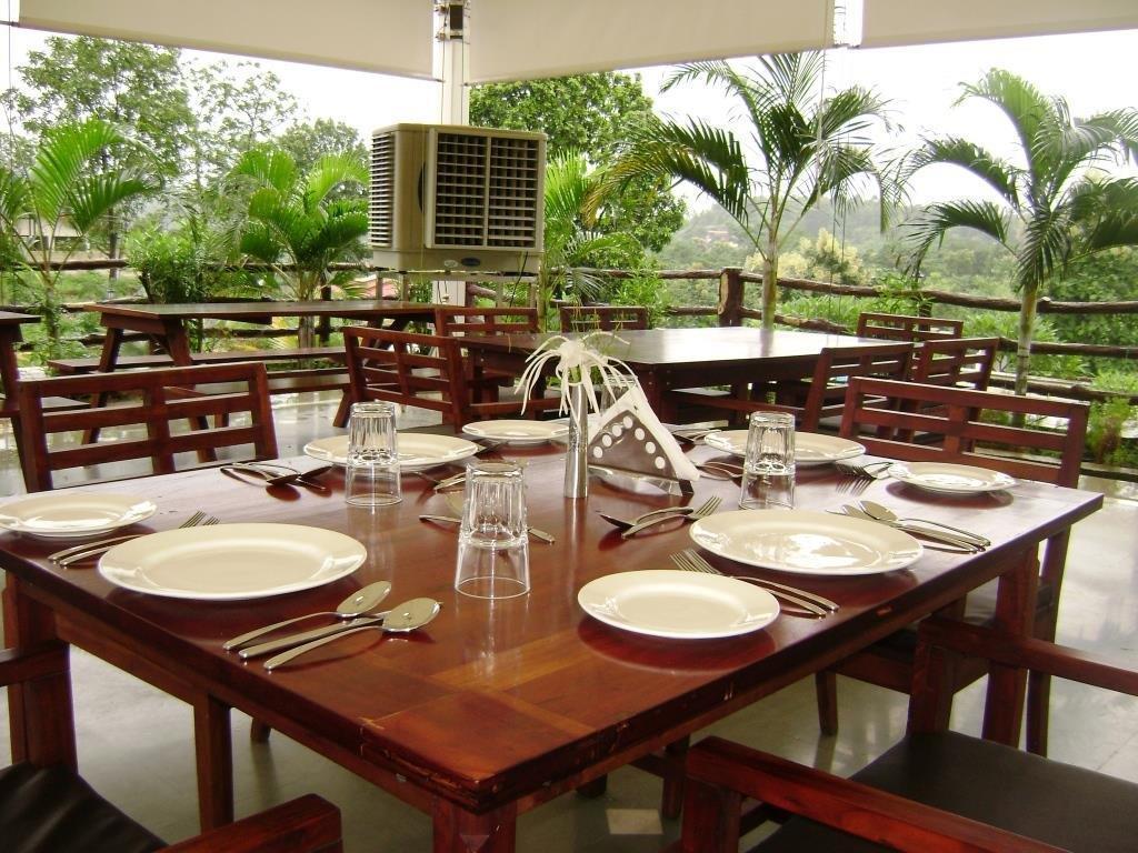 Sparsh Resort & Chalet Kalamb  Екстериор снимка